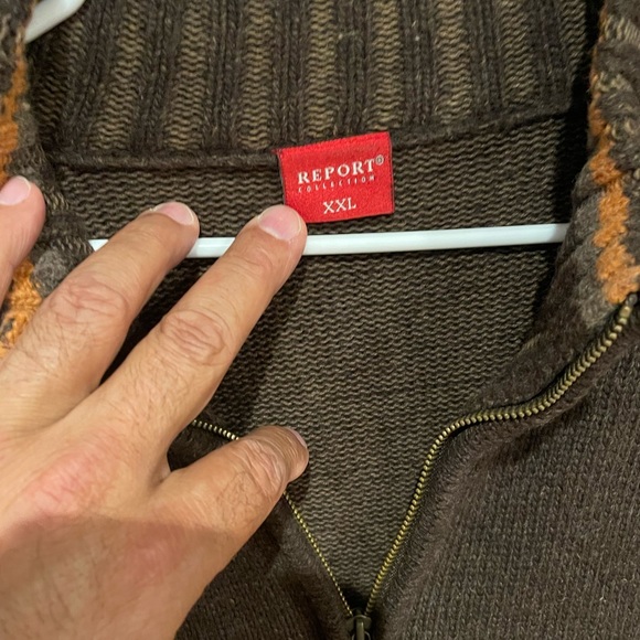 Sweater - Picture 3 of 5